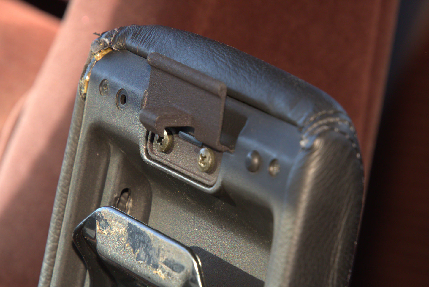 Center Console Latch Toyota A70 Supra