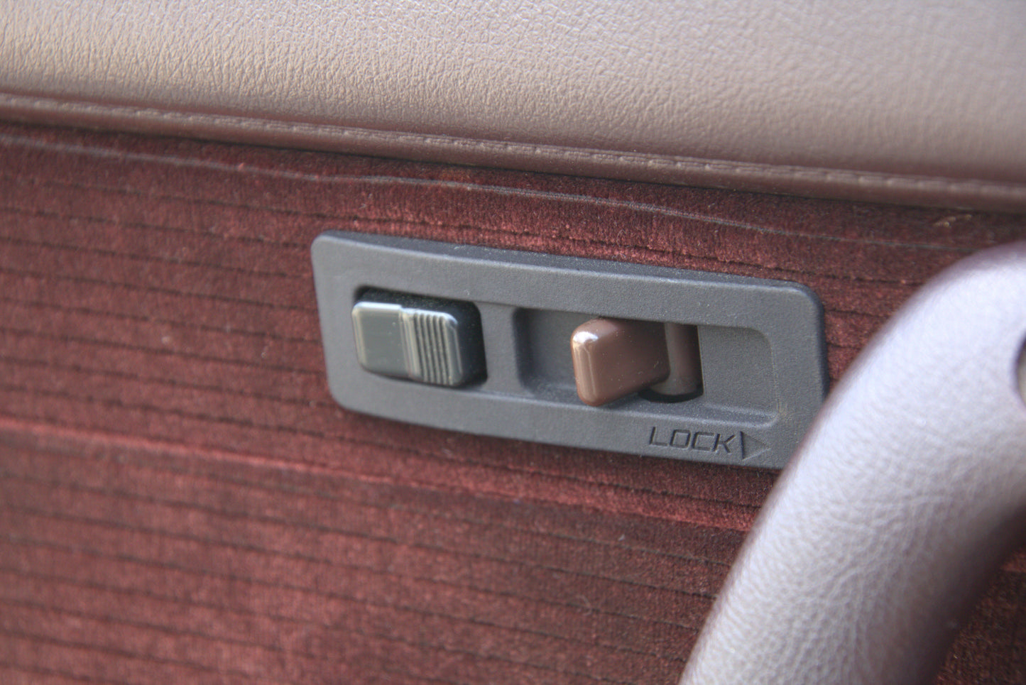 A70 Interior Door Lock Trim Set